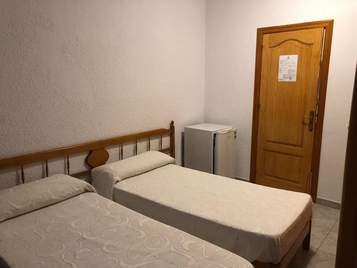Casa De Huespedes El Almendro Hotell Ibiza stad Exteriör bild